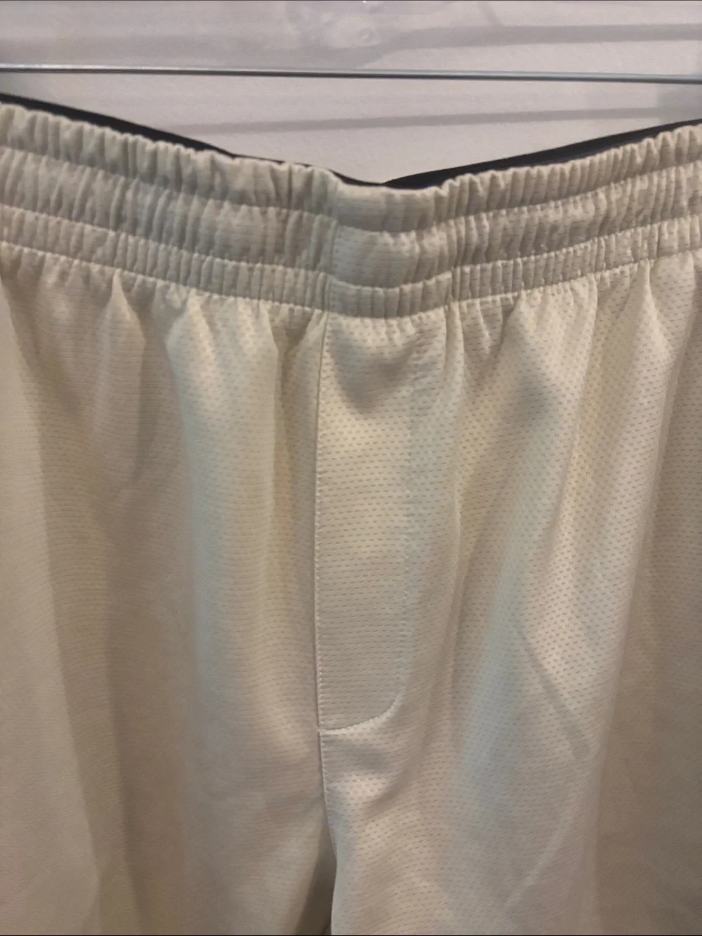 Spyder Active Men's Cream Mesh Performance Shorts Size XL Zip Pocket